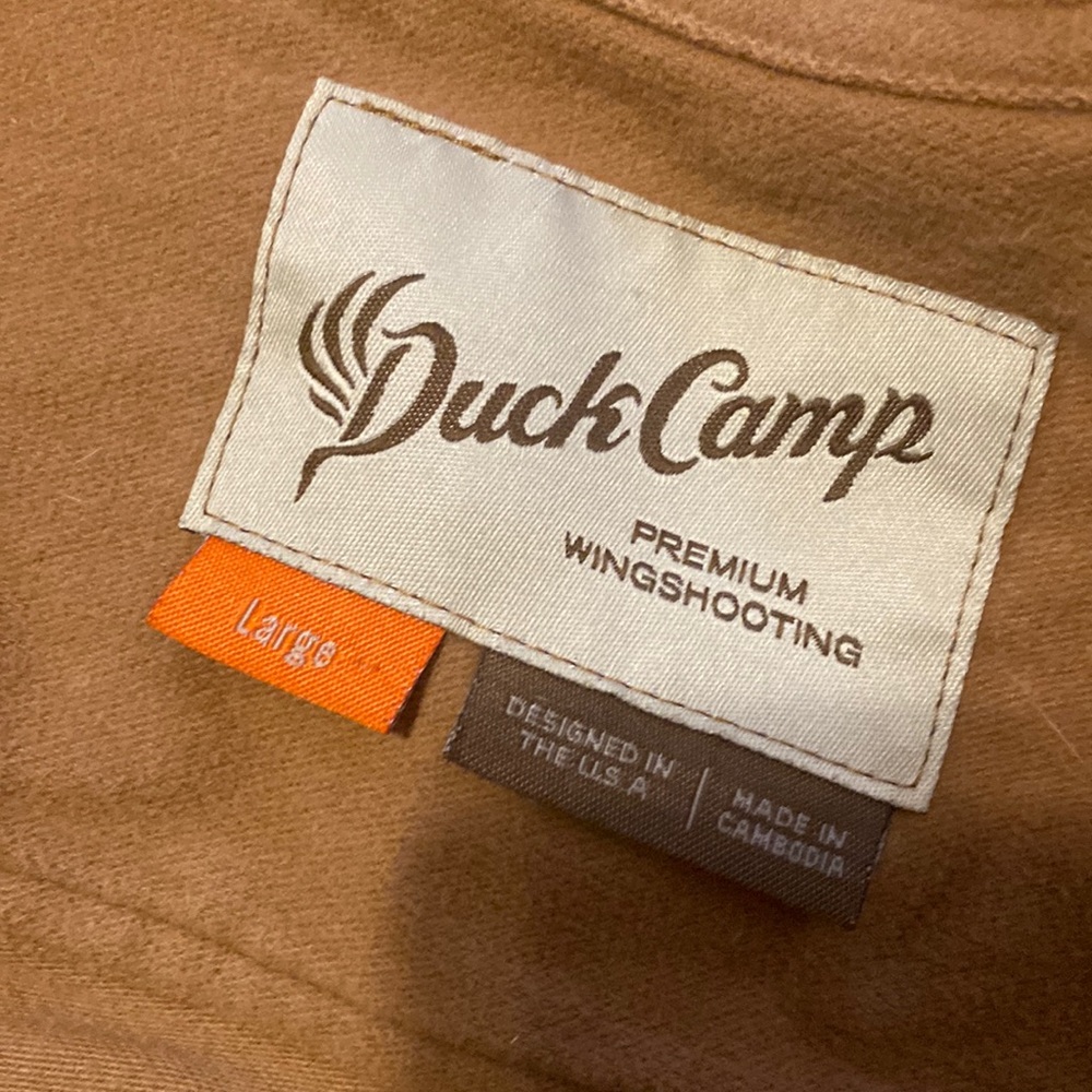 duck camp jacket brown and heavy material good for cold coming up!